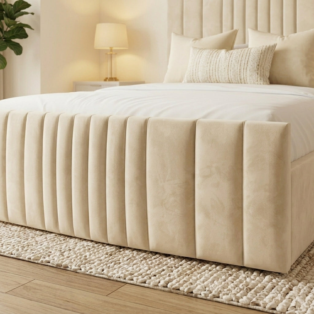 Leno'r Panel Bed Frame